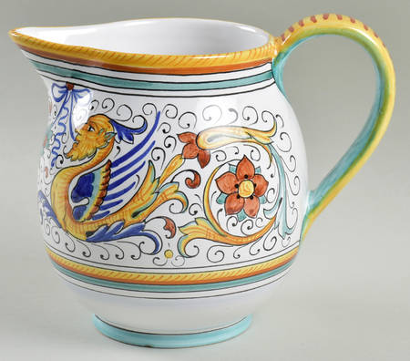 Raffaellesco (Scalloped) 56 Oz Pitcher