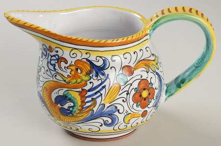 Raffaellesco (Scalloped) 16 Oz Pitcher