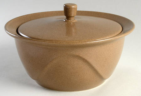 Origami Sandstone 2 Qt Round Covered Casserole
