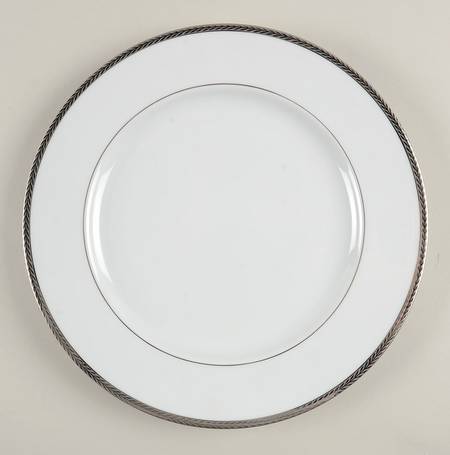 Laurel Platinum by Philippe Deshoulieres