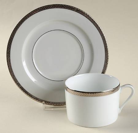 Laurel Platinum Flat Cup & Saucer Set