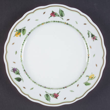 Parfum De Roses Salad/Dessert Plate