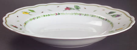 Parfum De Roses Rim Soup Bowl