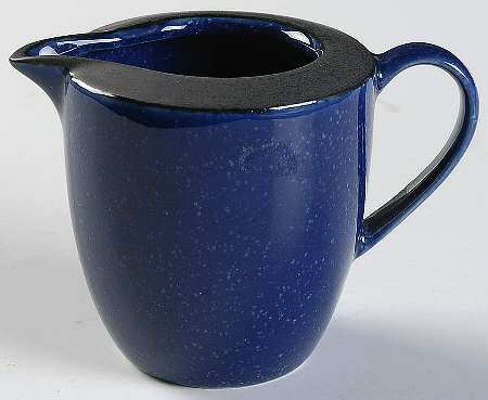 Arento Blue Creamer