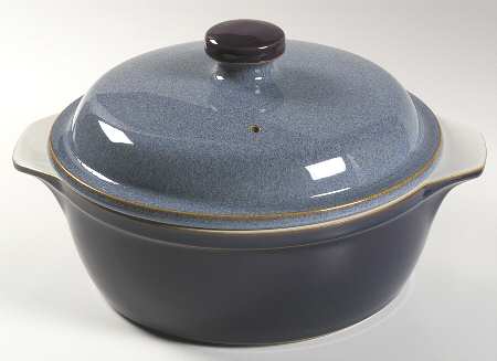 Storm 2 Qt Round Covered Casserole