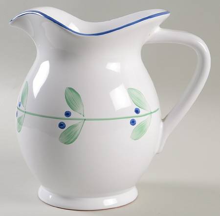 DAN70 72 Oz Pitcher