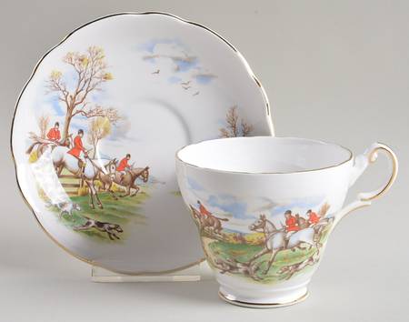 Hunting Footed Cup & Saucer Set