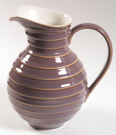 Reactic Plum 64 Oz Pitcher