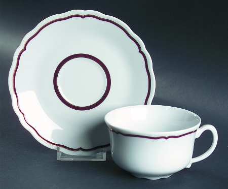 Dome Maroon Flat Cup & Saucer Set