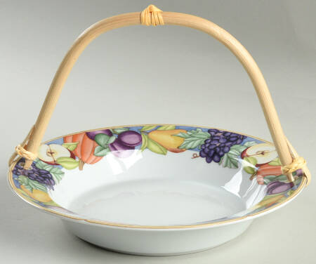 Cornucopia 7''-7 1/4'' Basket W/Bamboo Handle HC
