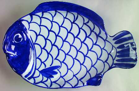 Arabesque (Japan, Taiwan) 17" Fish Platter