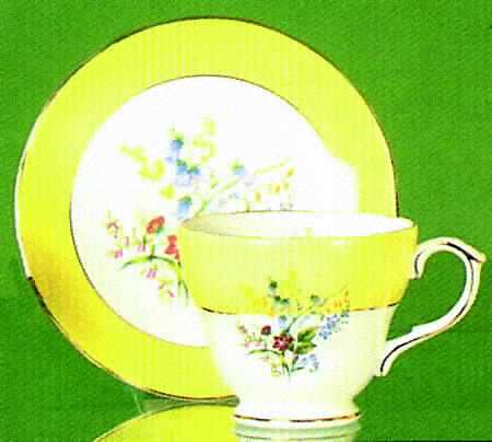 Kensingtons Gardens Footed Cup & Saucer Set