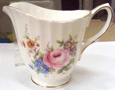 English Garden (Sapphire Shape) Creamer