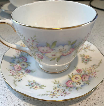 Maryland Footed Cup & Saucer Set