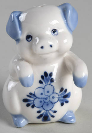 Delft Blue Figural Pepper Shaker