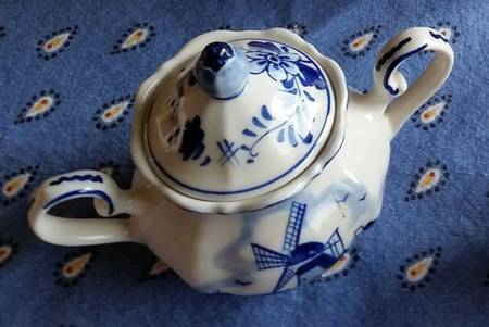 Delft Blue Mini Sugar Bowl & Lid