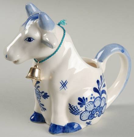 Delft Blue Cow Creamer