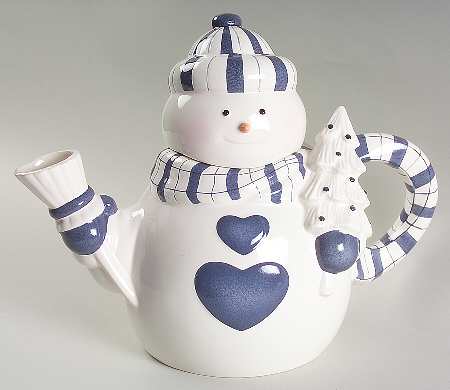 Bistro Christmas Figural Teapot & Lid