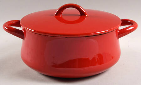 Bistro Enamel Red 3 Quart Covered Metal Saucepan