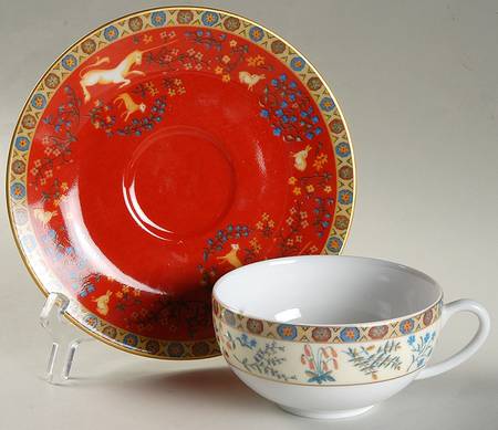 Dame a la Licorne (Restaurant) Flat Cup & Saucer Set