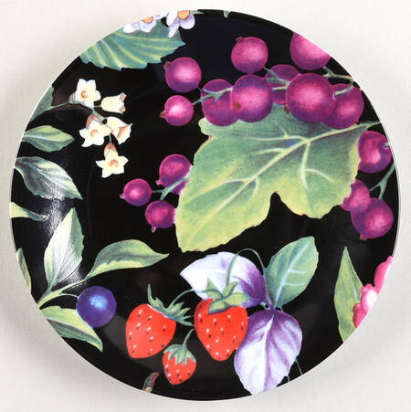 Wild Berries Dessert/Pie Plate