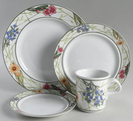 Cafe Floral 4 Piece Place Setting