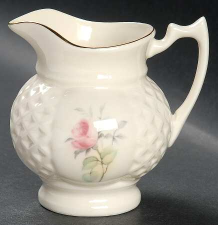 Irish Rose Creamer