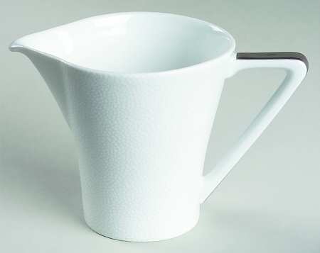 Seychelles Mat Platinum Filet Creamer