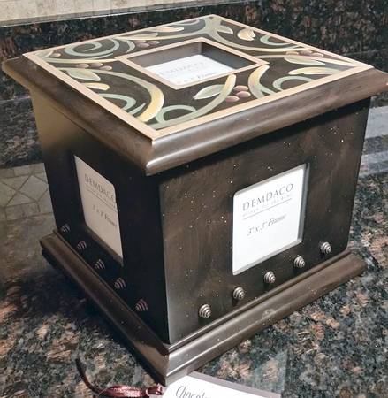 Chocolate Berries Photo Box & Lid