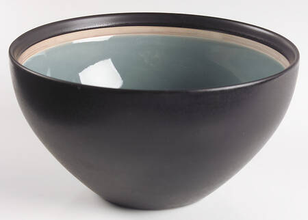 Boundary Blue 9" Round Vegetable Bowl
