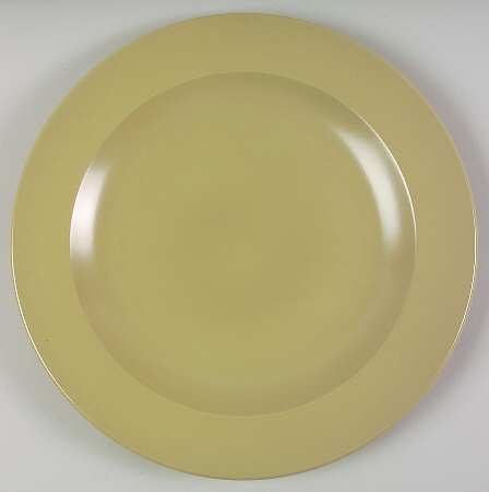 Studio Lm Moss 12" Chop Plate (Round Platter)