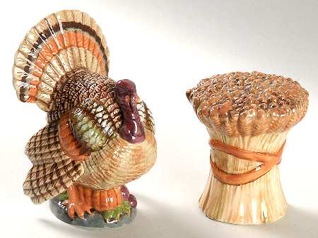 Orchard Collection (Giftware) Figural Salt and Pepper