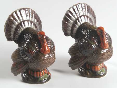 Orchard Collection (Giftware) Figural Salt and Pepper