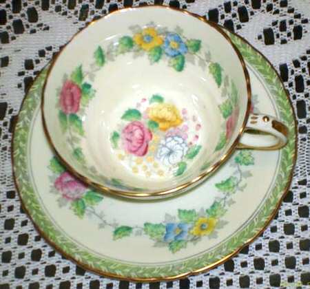Rosemary Footed Cup & Saucer Set