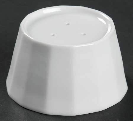 Metria White Stacking Pepper Shaker
