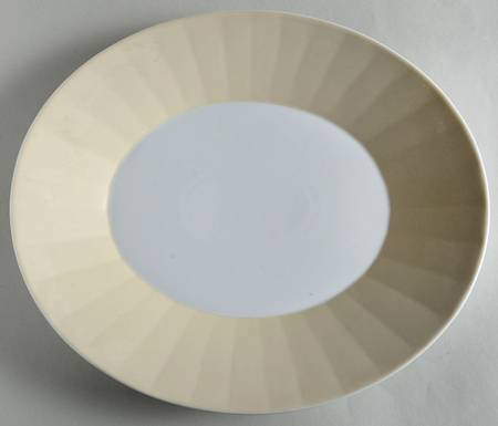 Metria Champagne 14" Oval Serving Platter