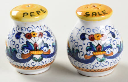 Ricco Deruta Salt & Pepper Set