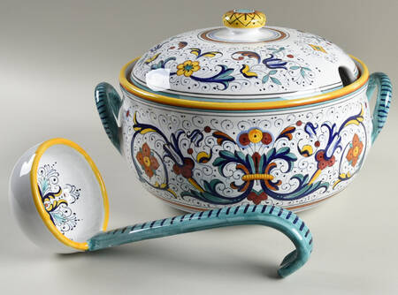 Ricco Deruta Tureen & Lid w/Ladle