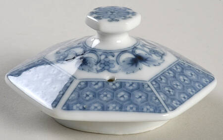 Dynasty Blue Lid for Teapot with Brass Handle