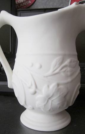 Currant Leaf Creamer