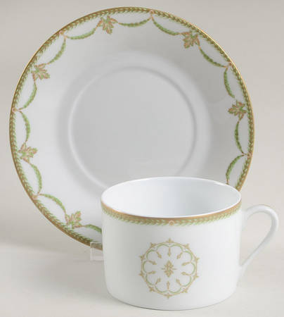 Sully Green Flat Cup & Saucer Set
