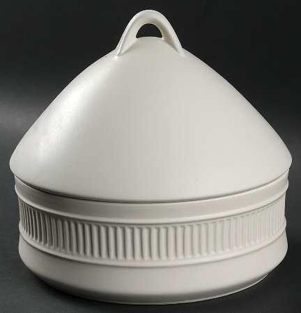 Flamestone Ivory 2 Qt Round Covered Casserole