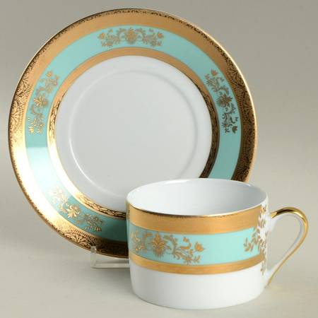 Corinthe Flat Cup & Saucer Set