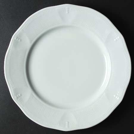 Victoria Dinner Plate