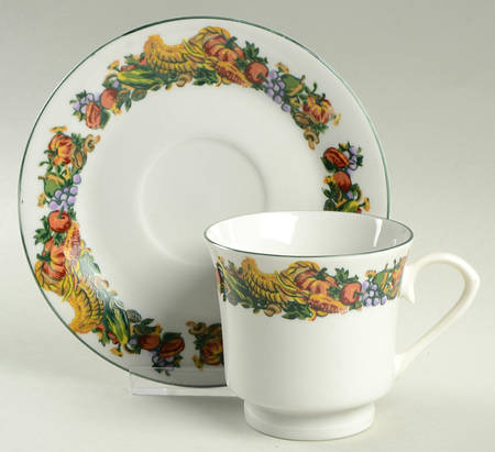 DOE7 Footed Cup & Saucer Set