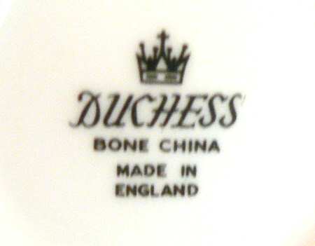 DUC54 Footed Cup