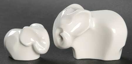 Pairs Figural Salt and Pepper
