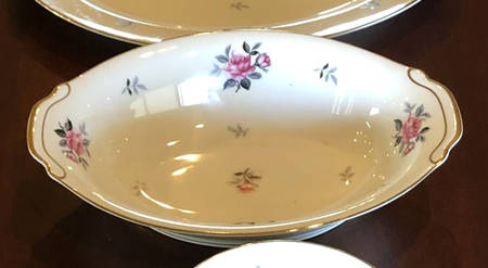 DWF4 11" Oval Vegetable Bowl
