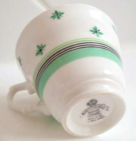 DLP14 Footed Cup