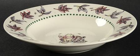 Winnie the Pooh (Leaf&Animal Rim) Large Rim Soup Bowl
